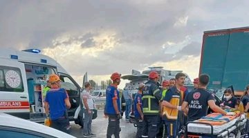 Ankara-Niğde otoyolunda kaza 2 ölü 9 yaralı