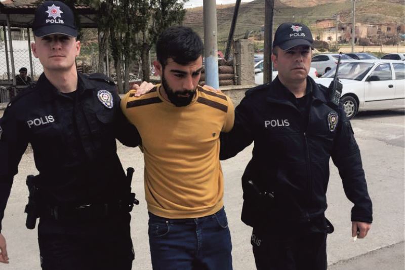 Bekçilere Bıçak Çeken Şahıs Tutuklandı