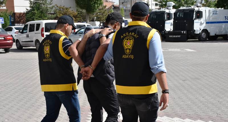 Aksaray polis ekipleri aranan şahısları tek tek yakaladı