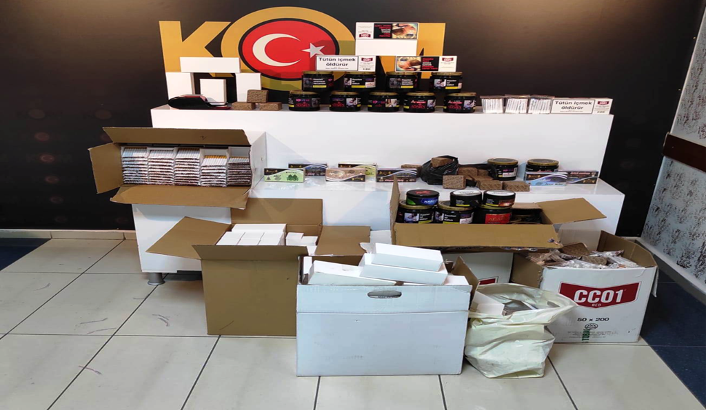 Aksaray’da Bandrolsüz tütün satan iş yerlerine polis baskını