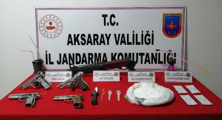 Aksaray Jandarma’dan Uyuşturucu ve silah operasyonu