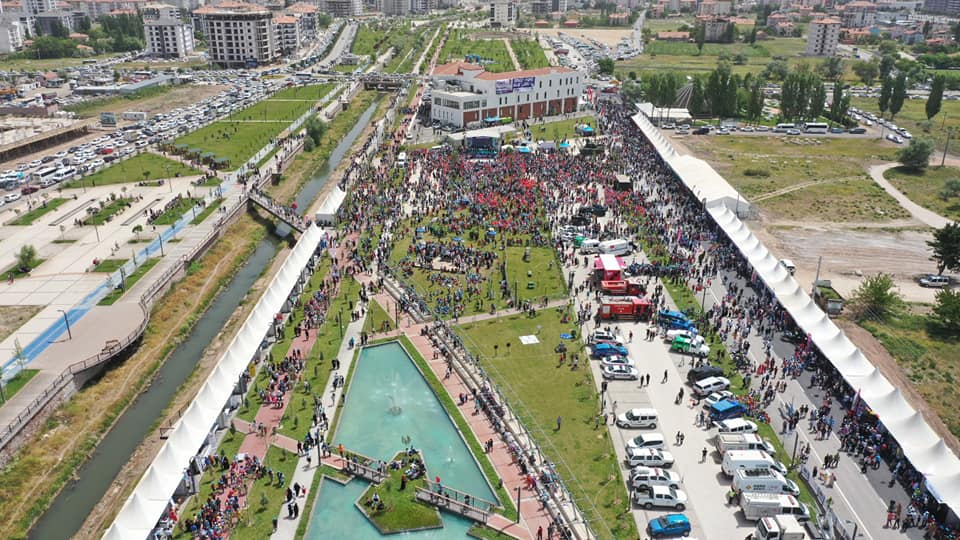Aksaray Bilim Festivalinde mahşeri kalabalık