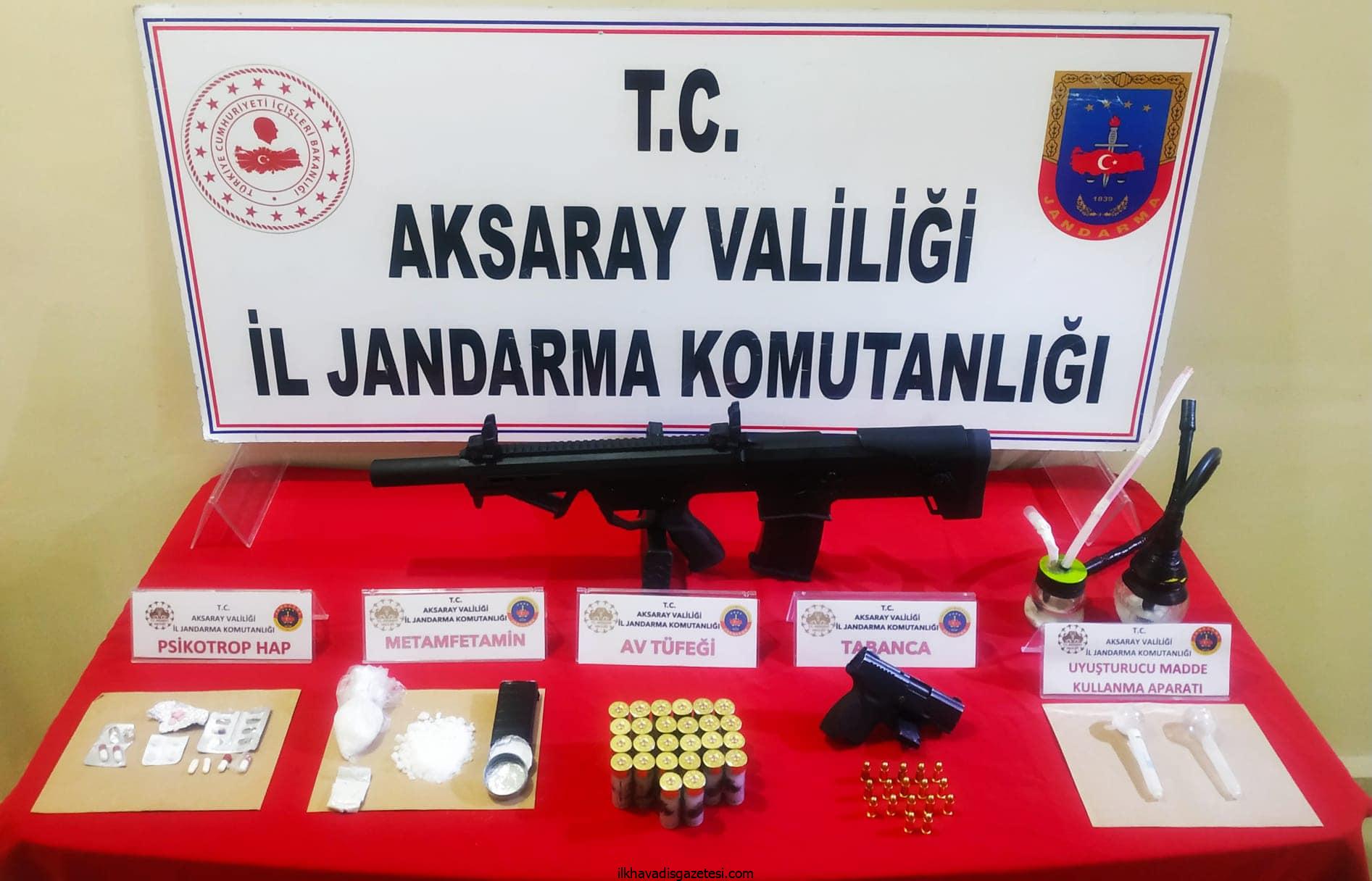Aksaray’da Jandarma silah ve uyuşturucu yakaladı