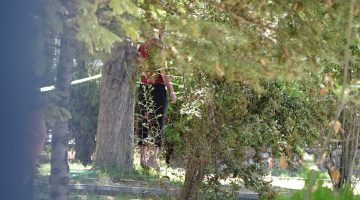 Aksaray’da cami bahçesinde kendini astı