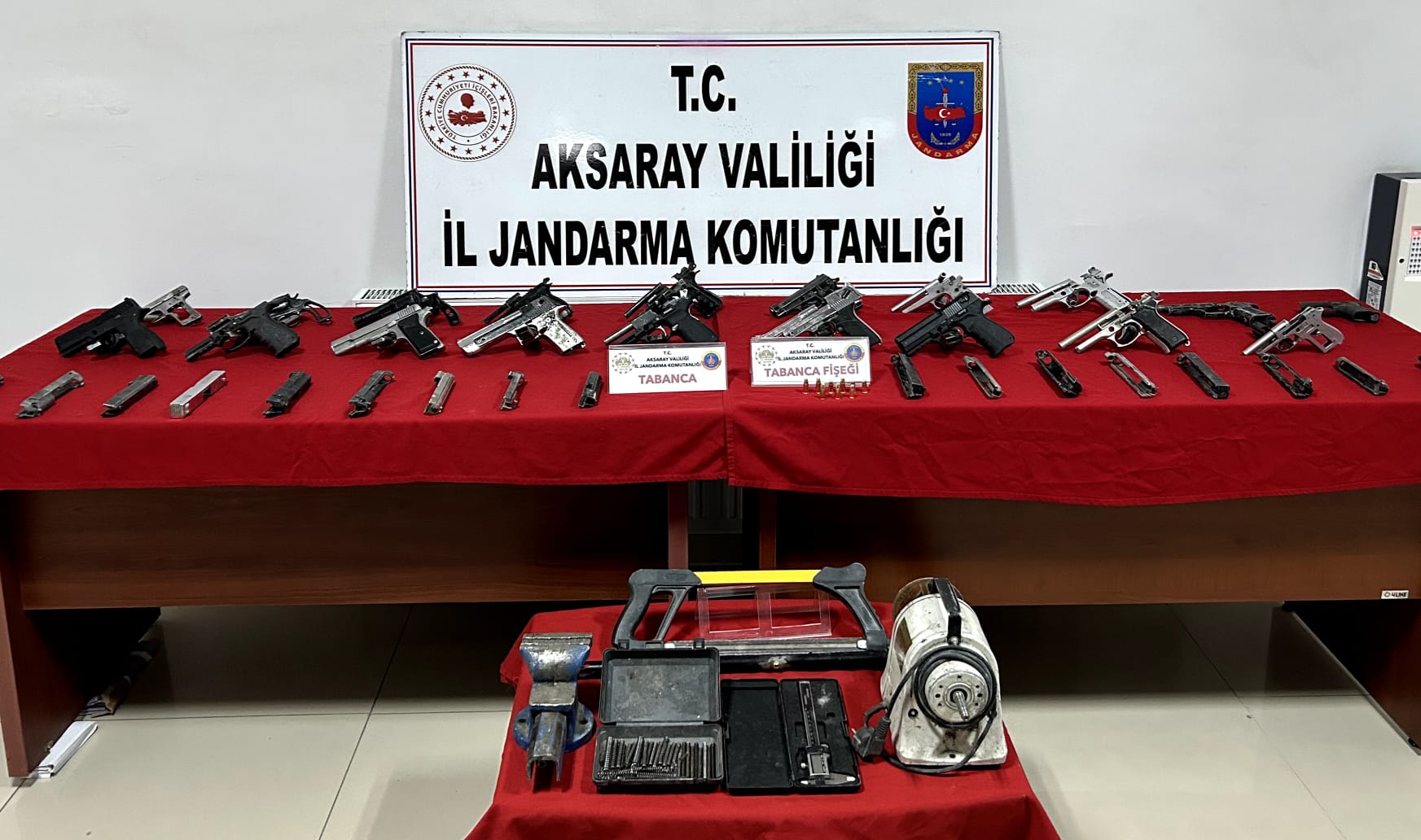 Aksaray’da Kaçak silah yapım atölyesi basıldı 1 kişi tutuklandı