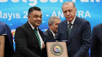 ATSO Başkanı Ahmet Koçaş’a Hizmet Şeref Belgesi