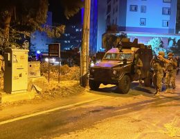 Mersin Polis evine silahlı saldırı 2 polis yaralı