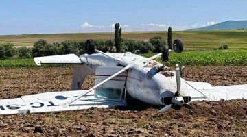 Aksaray’ın Ortaköy ilçesi yakınlarında eğitim uçağı düştü